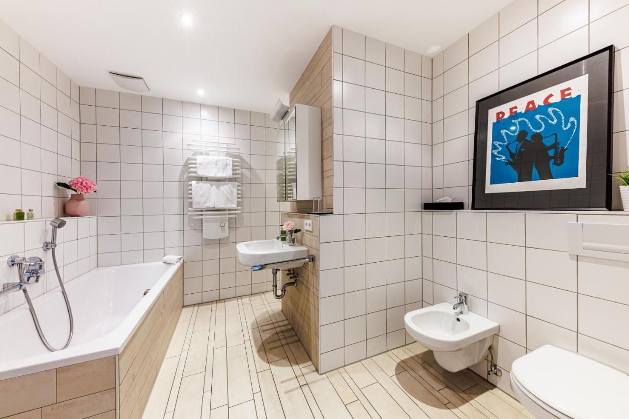 Aika Seaside Living Hotel Friedrichshafen Exterior foto